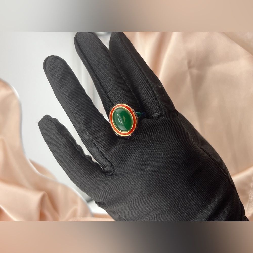 Enamel Ring with Green Stone in Oriental Style - Picture 9 of 10